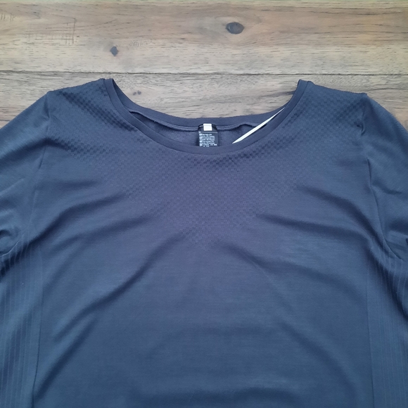 Kari Traa Athletic Long Sleeve Textured Seamless Top Baselayer - Picture 2 of 16